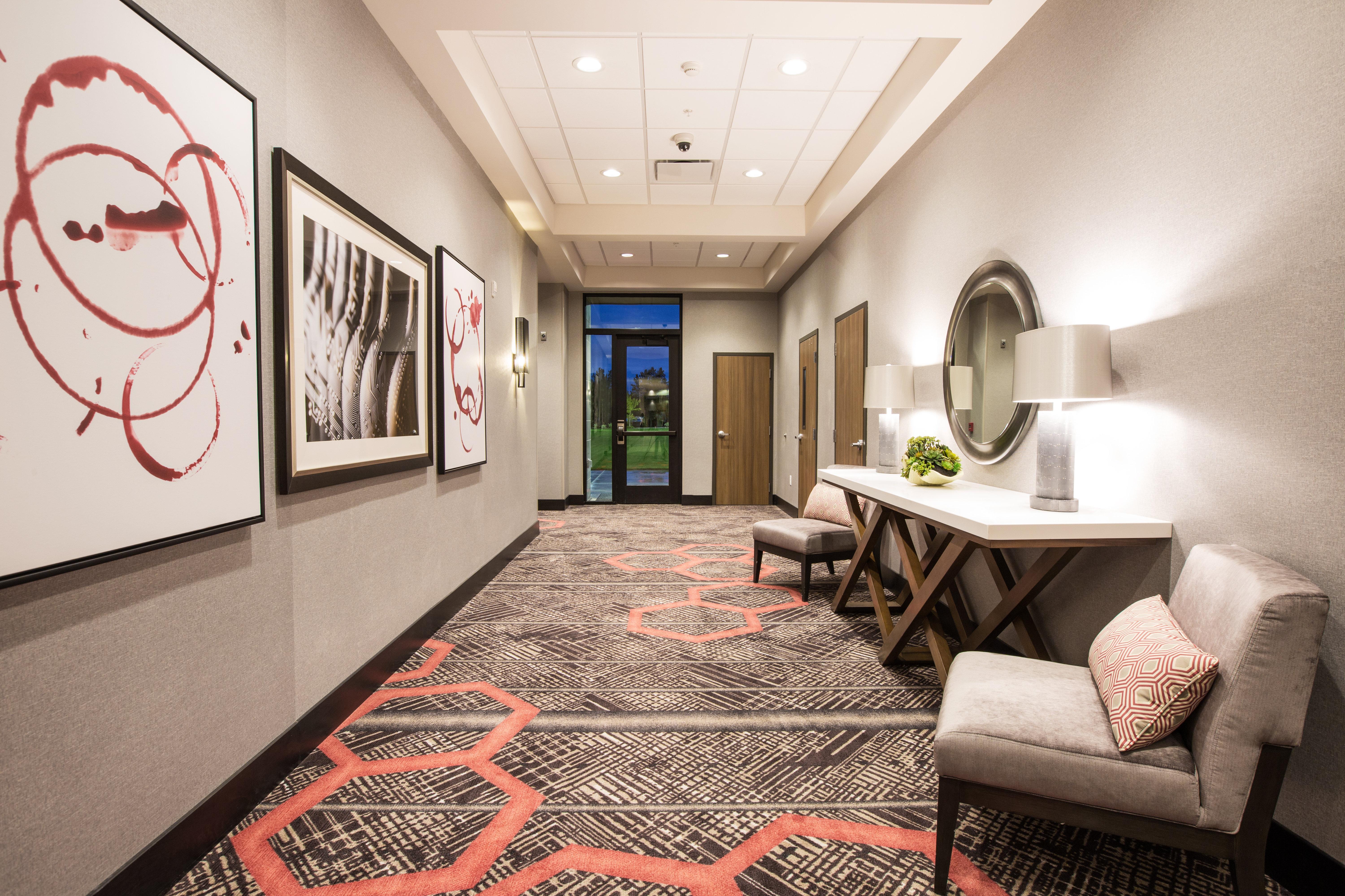 Holiday Inn Portland West - Hillsboro By Ihg Exterior foto